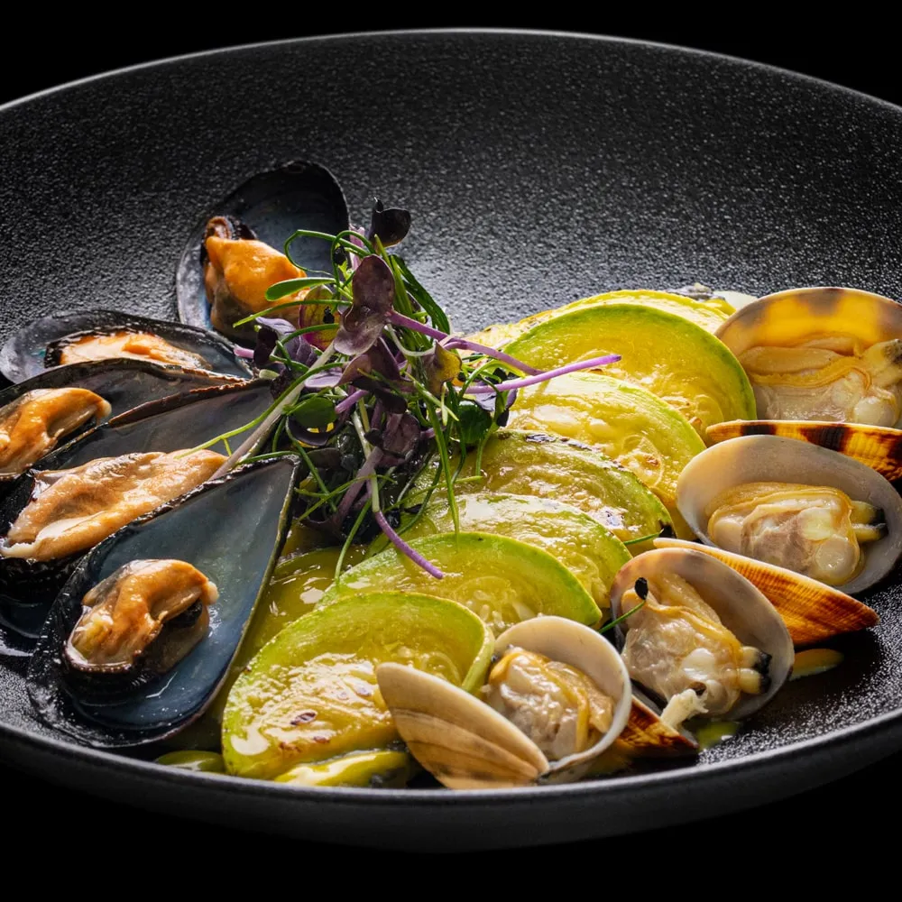 Orata Allo Zafferano Con Cozze E Vongole